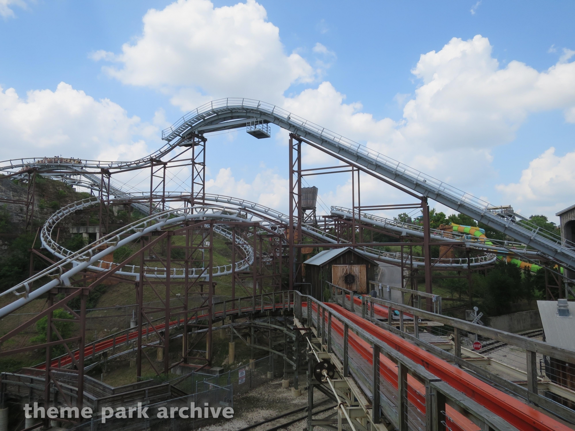 Road Runner Express at Six Flags Fiesta Texas Theme Park Archive