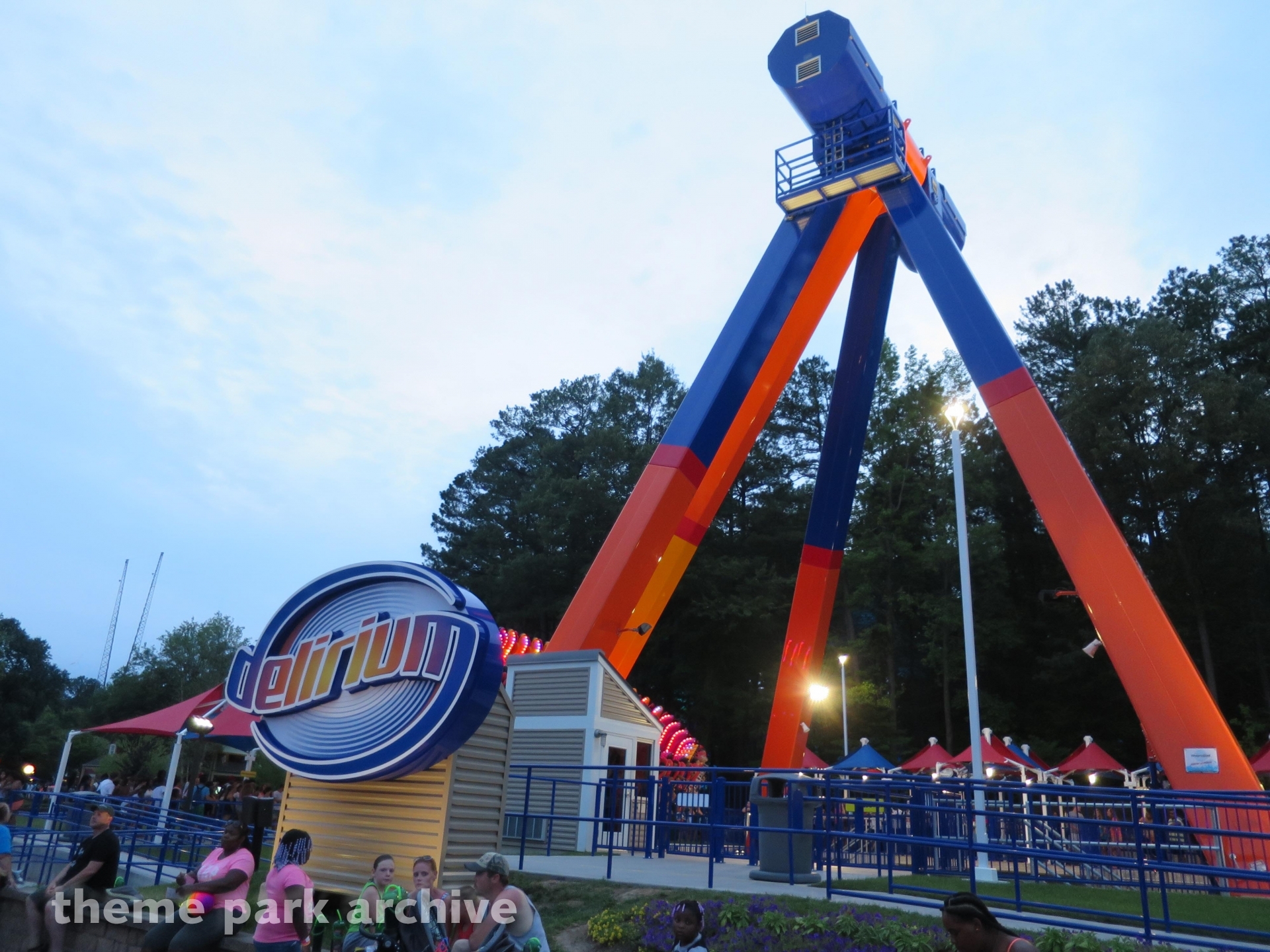 Delirium at Kings Dominion Theme Park Archive