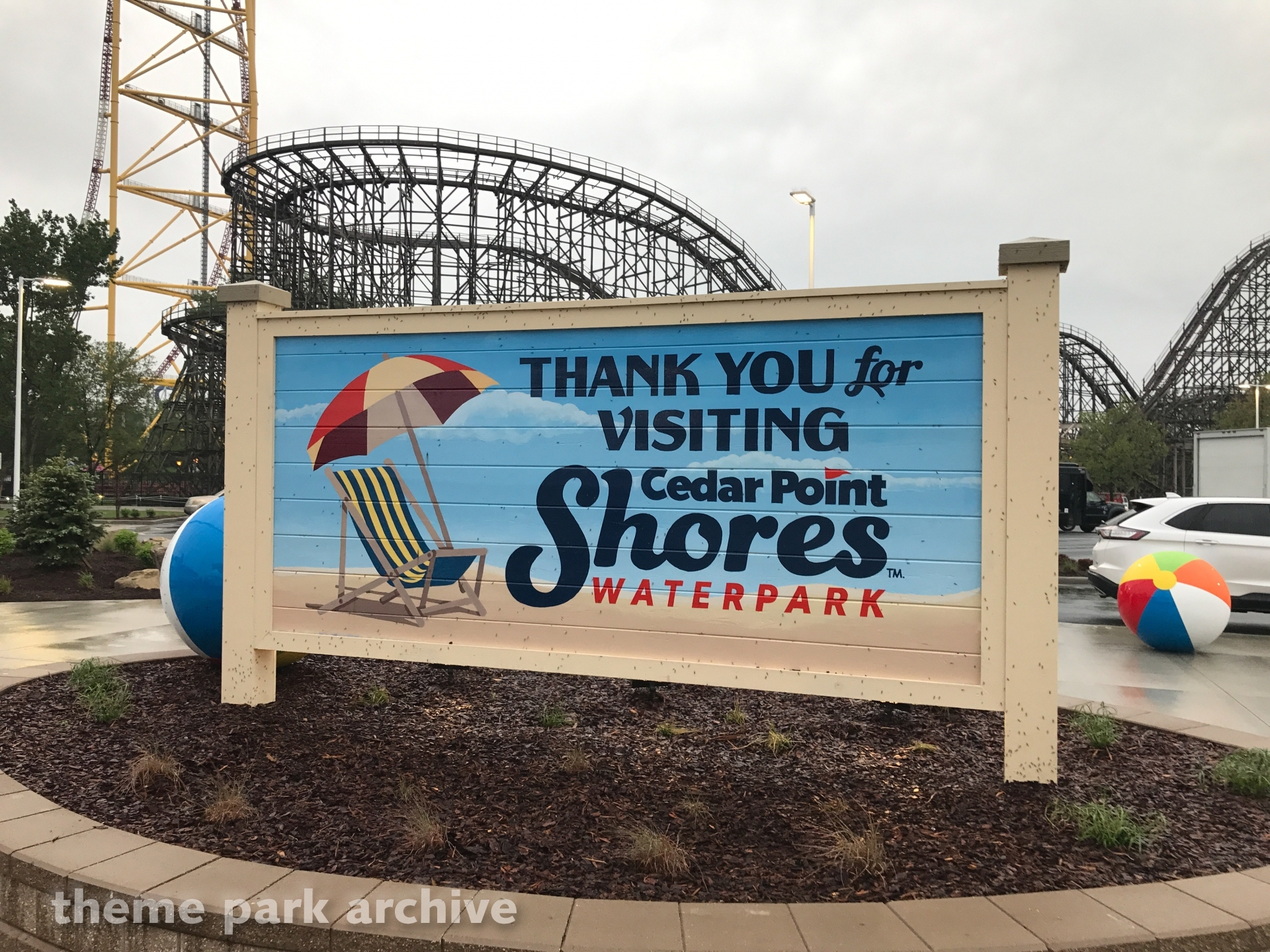 Entrance at Cedar Point Shores Theme Park Archive