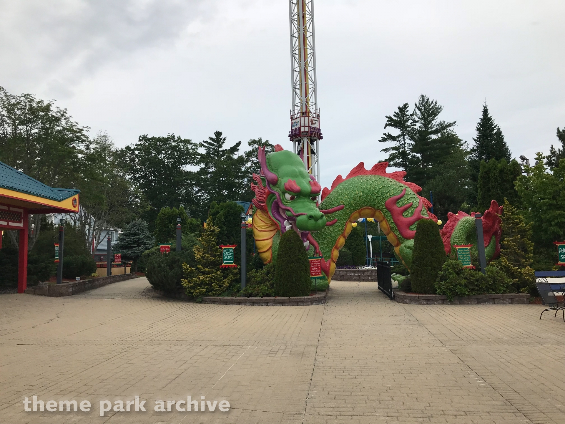 Dragon's Descent at Funtown Splashtown USA Theme Park Archive