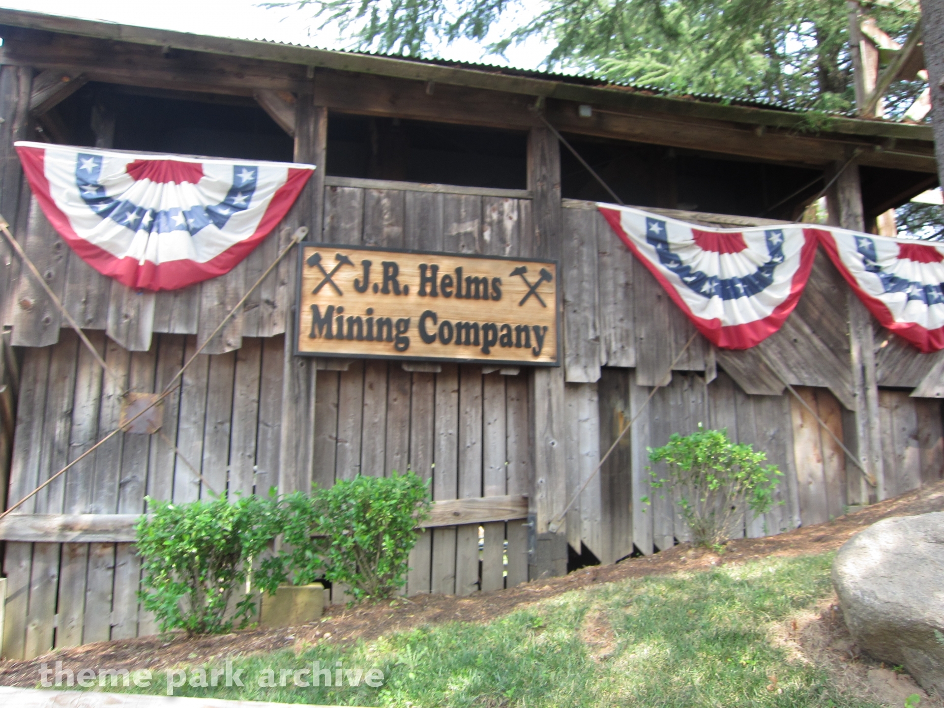 Carolina Goldrusher at Carowinds Theme Park Archive