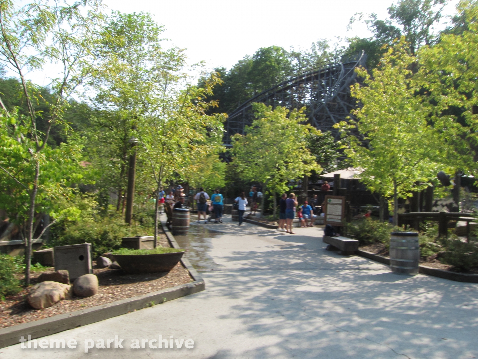 Timber Canyon at Dollywood Theme Park Archive