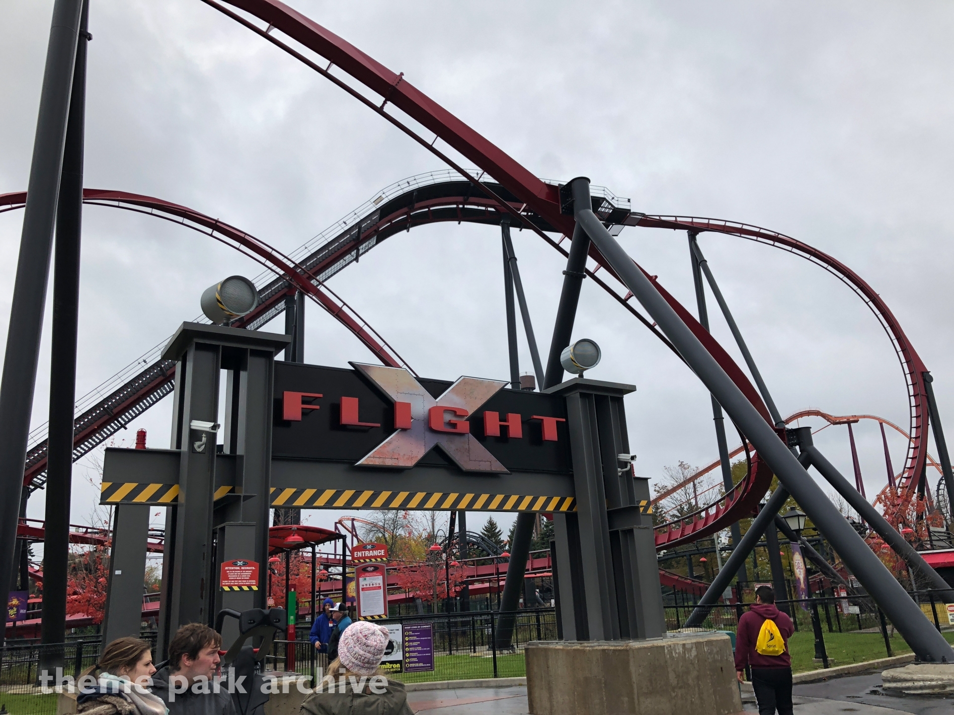 X Flight at Six Flags Great America Theme Park Archive