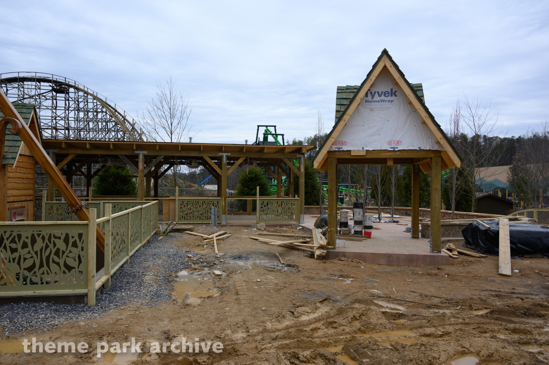 Great Tree Swing at Dollywood Theme Park Archive