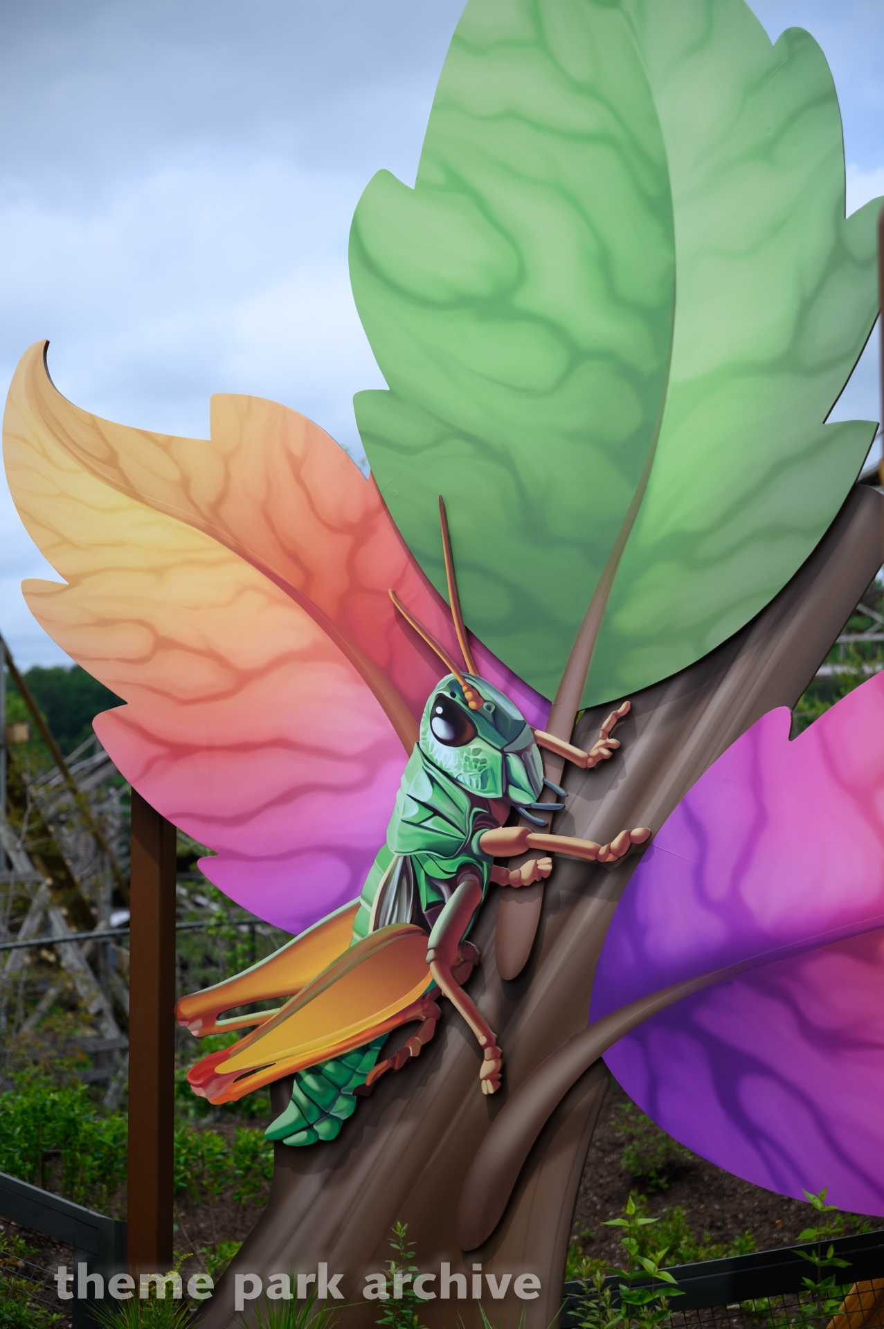 Great Tree Swing at Dollywood Theme Park Archive