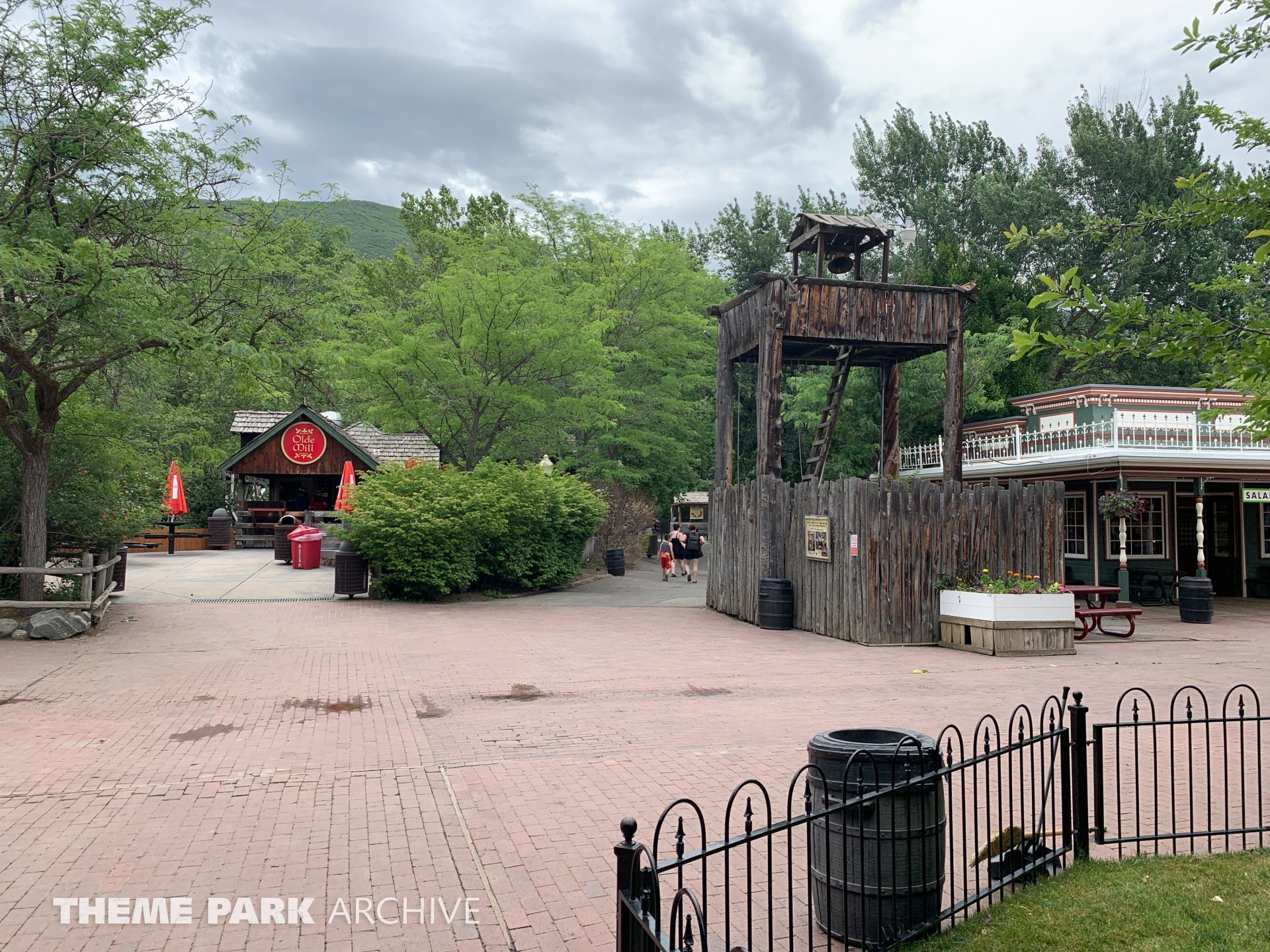 Pioneer Village at Lagoon Theme Park Archive