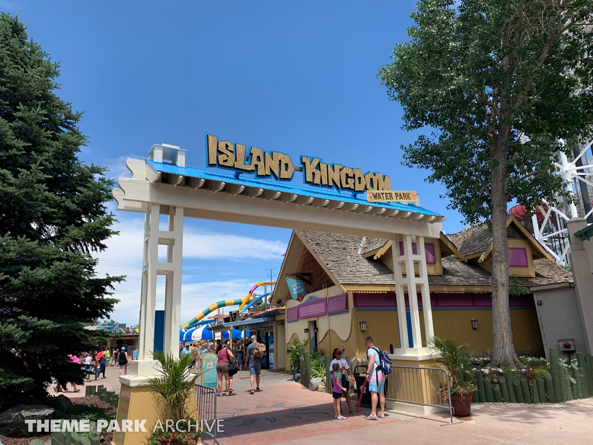 Island Kingdom Water Park at Elitch Gardens Theme Park Archive