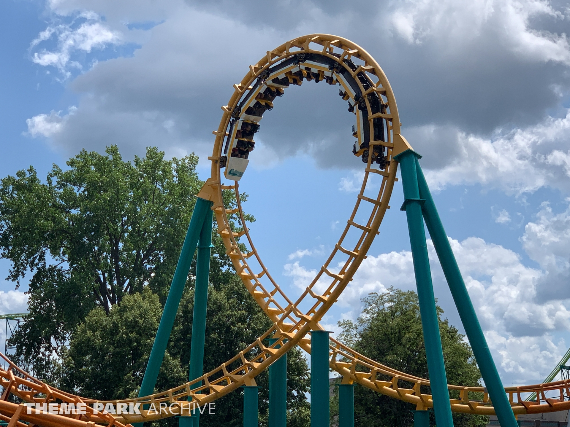 Corkscrew at Valleyfair Theme Park Archive