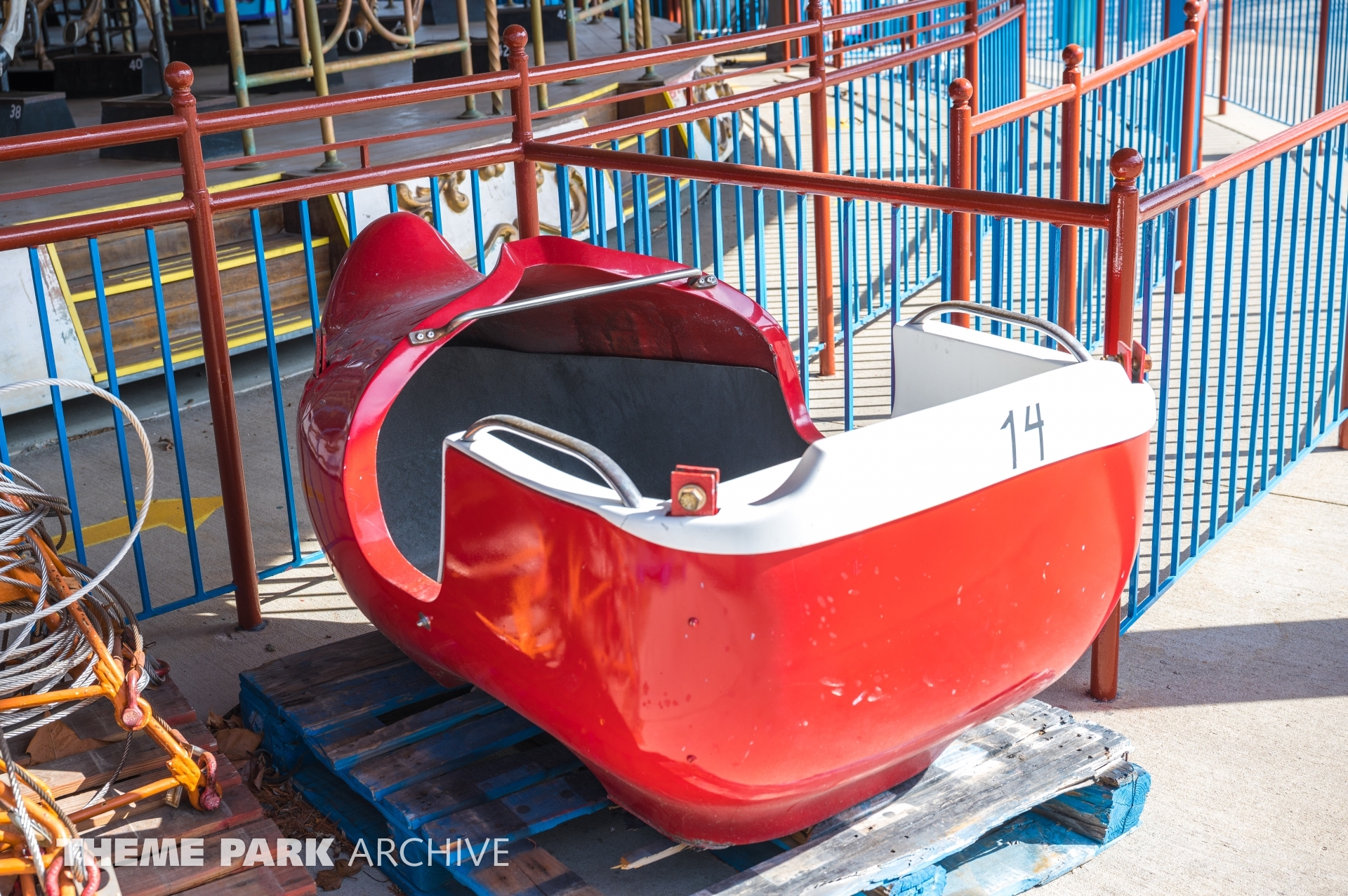 Flying Dutchman at Kentucky Kingdom Theme Park Archive