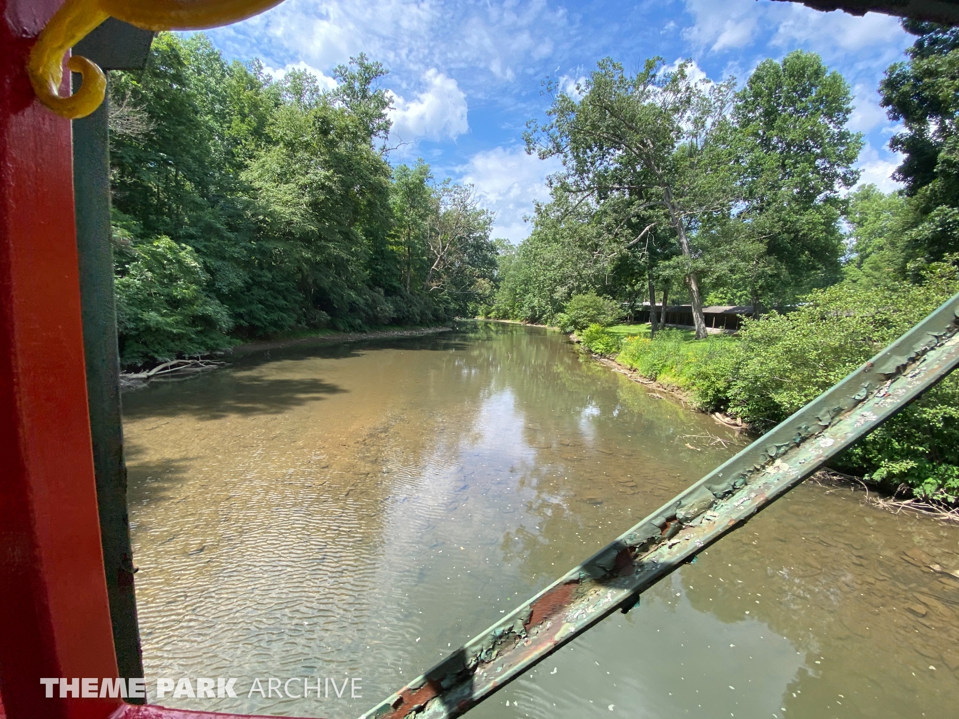 Loyalhanna Limited at Idlewild and SoakZone Theme Park Archive