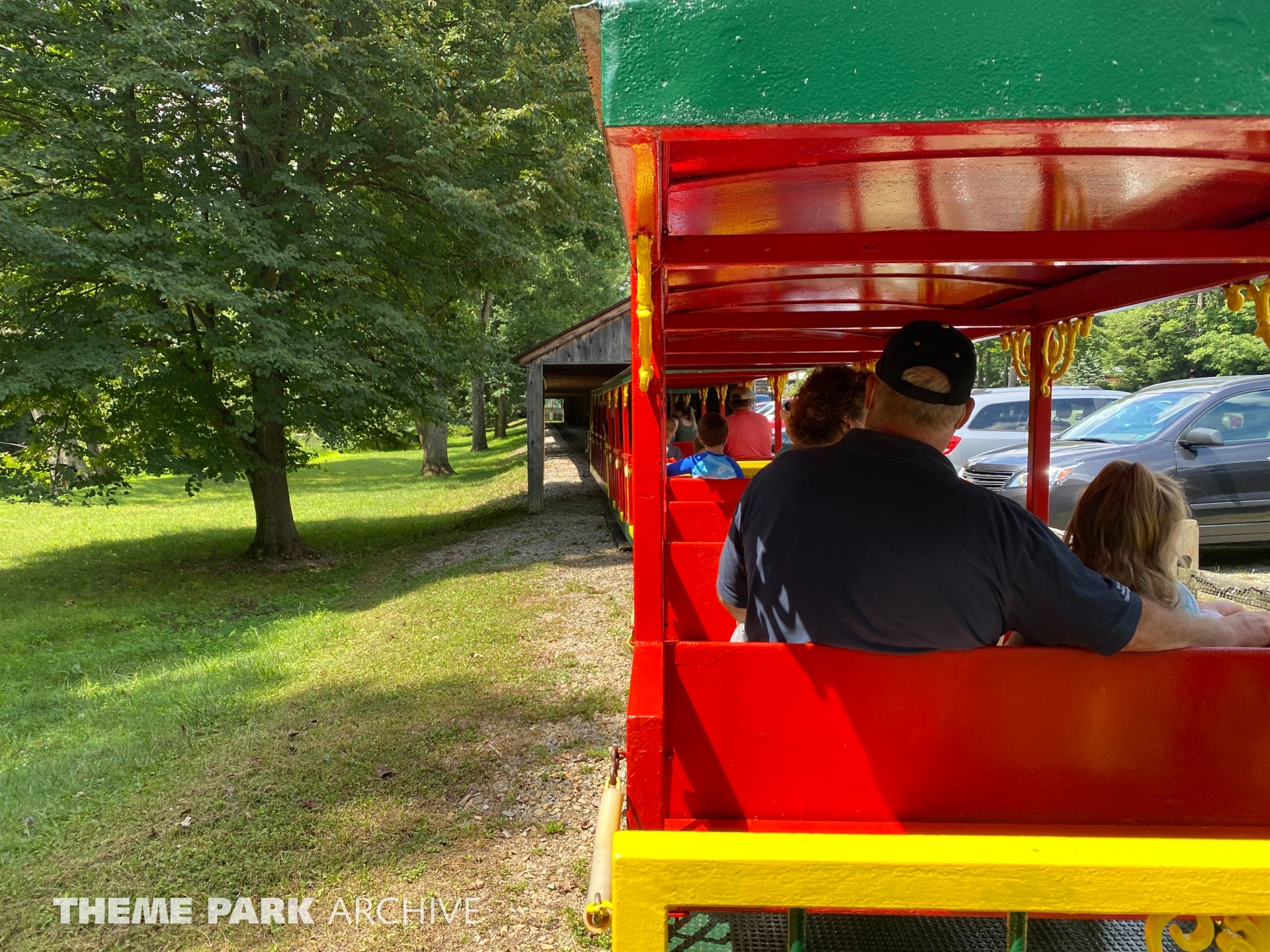 Loyalhanna Limited at Idlewild and SoakZone Theme Park Archive