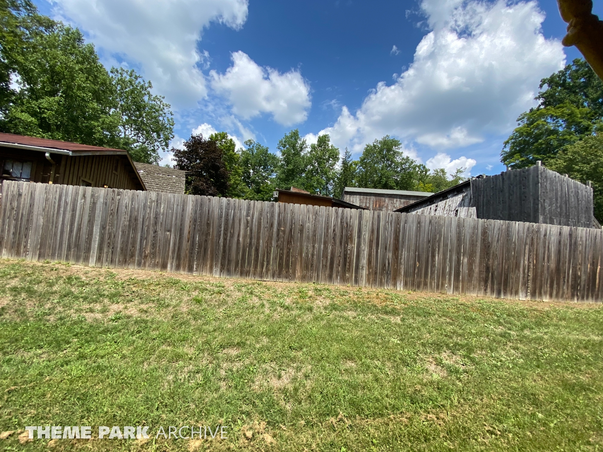 Loyalhanna Limited at Idlewild and SoakZone Theme Park Archive