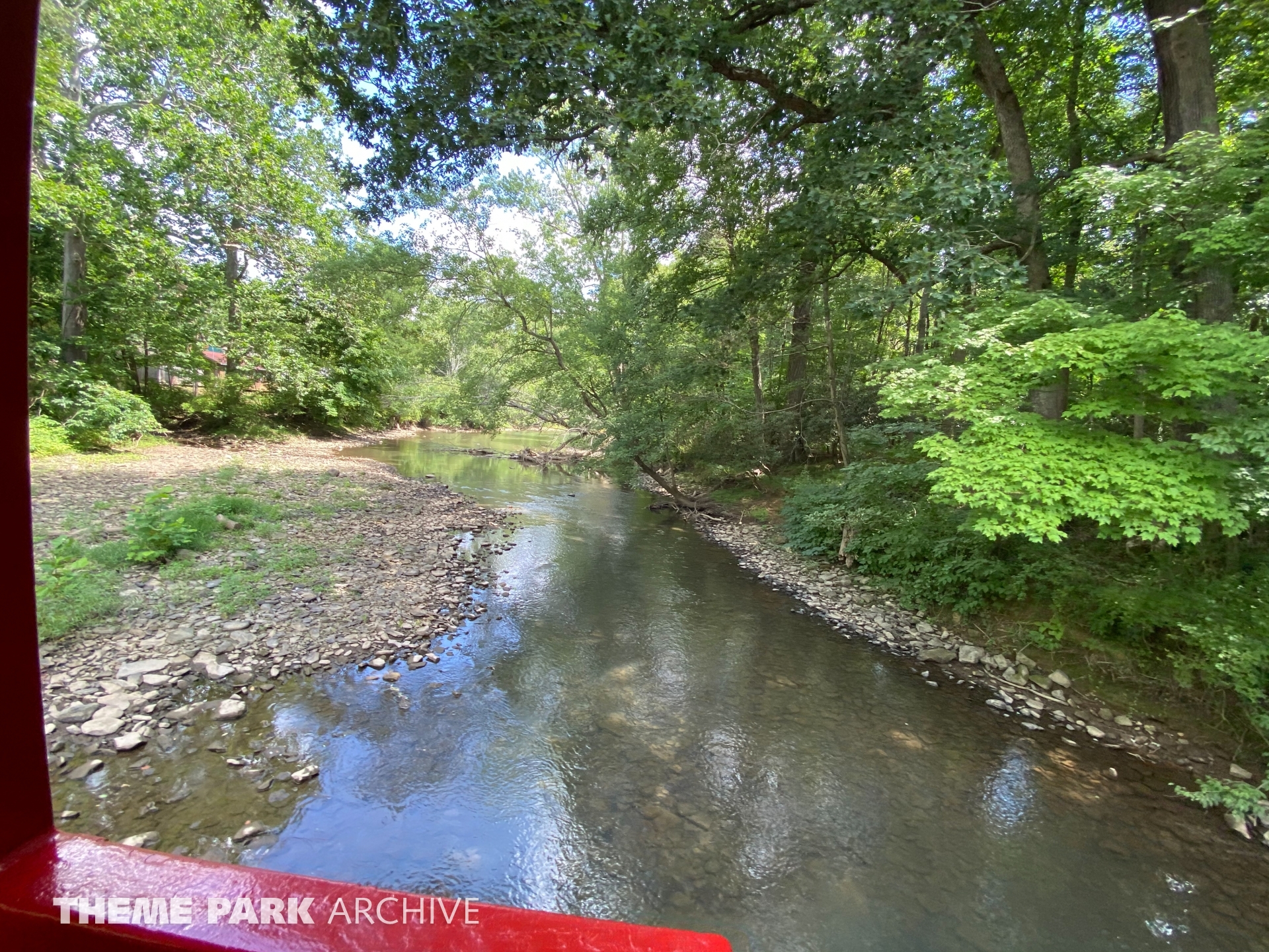 Loyalhanna Limited at Idlewild and SoakZone Theme Park Archive