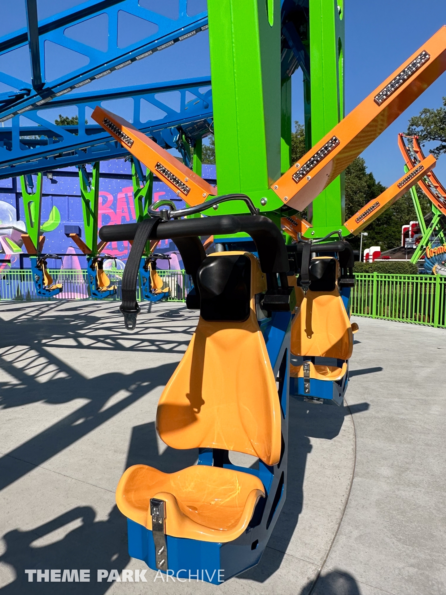 Spinvasion at Kennywood Theme Park Archive