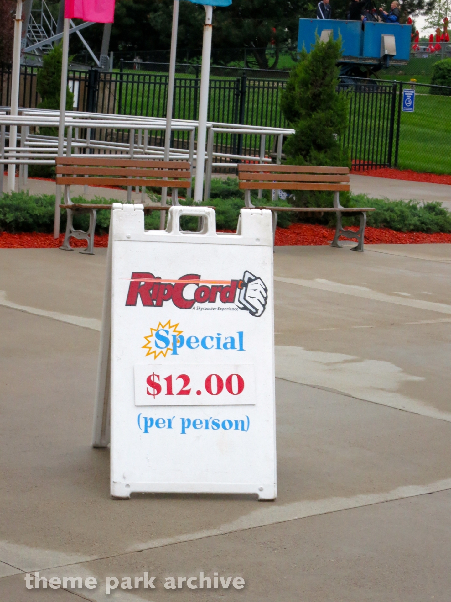 RipCord at Valleyfair Theme Park Archive