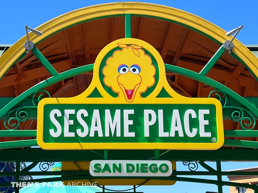 We visit the newest Sesame Place Theme Park Archive