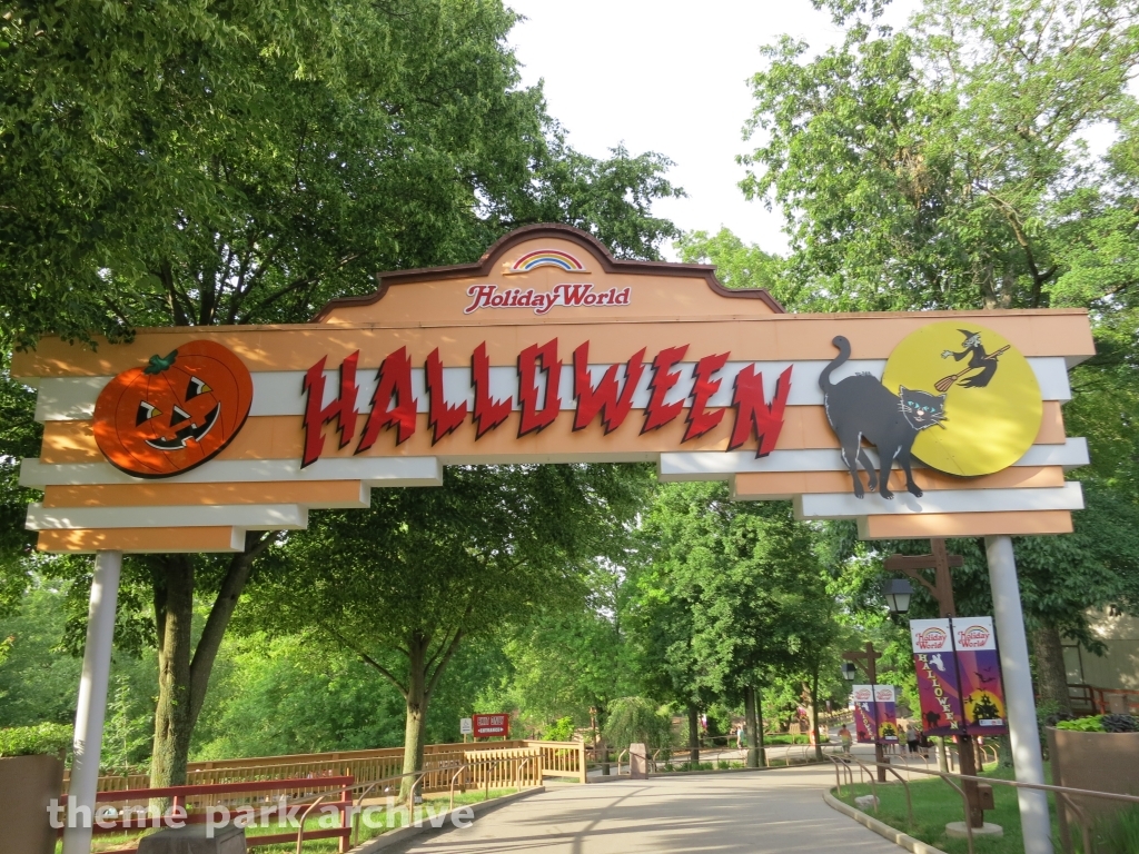 Theme Park Archive Halloween at Holiday World
