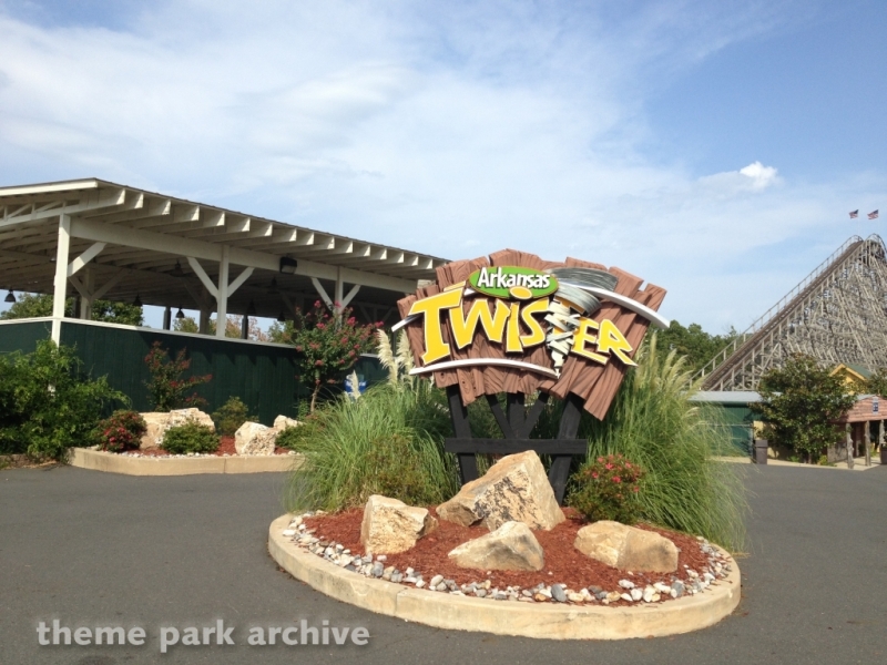 Arkansas Twister at Magic Springs & Crystal Falls Theme Park Archive