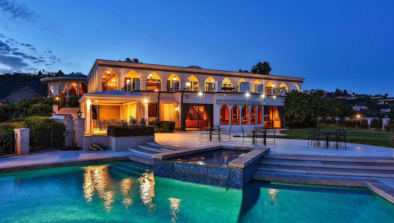 Maison de star à vendre sur les hauteurs de Beverly Hills pour 135