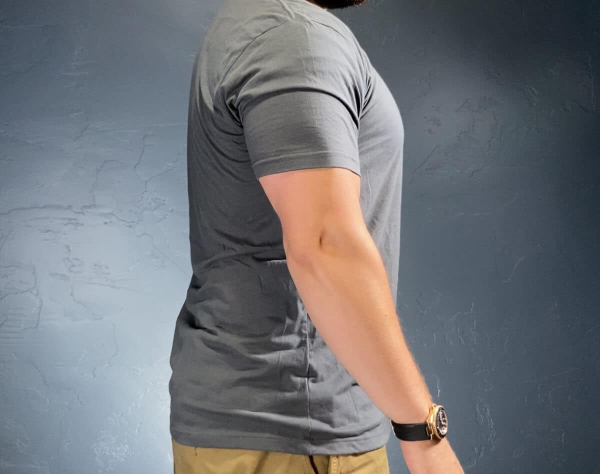 The 6 Best TShirts for Muscular Men The Modest Man