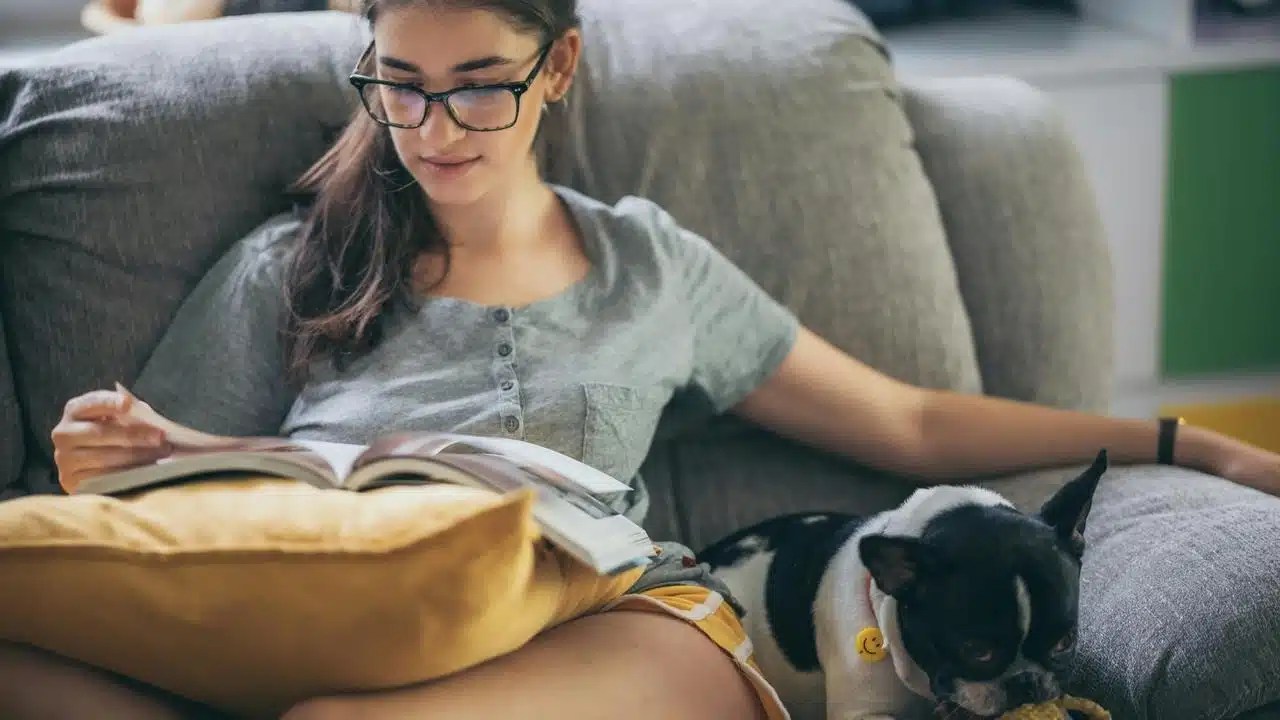 When a Woman Finally Leaves, These 17 Signs Are Proof She's Not Coming Back