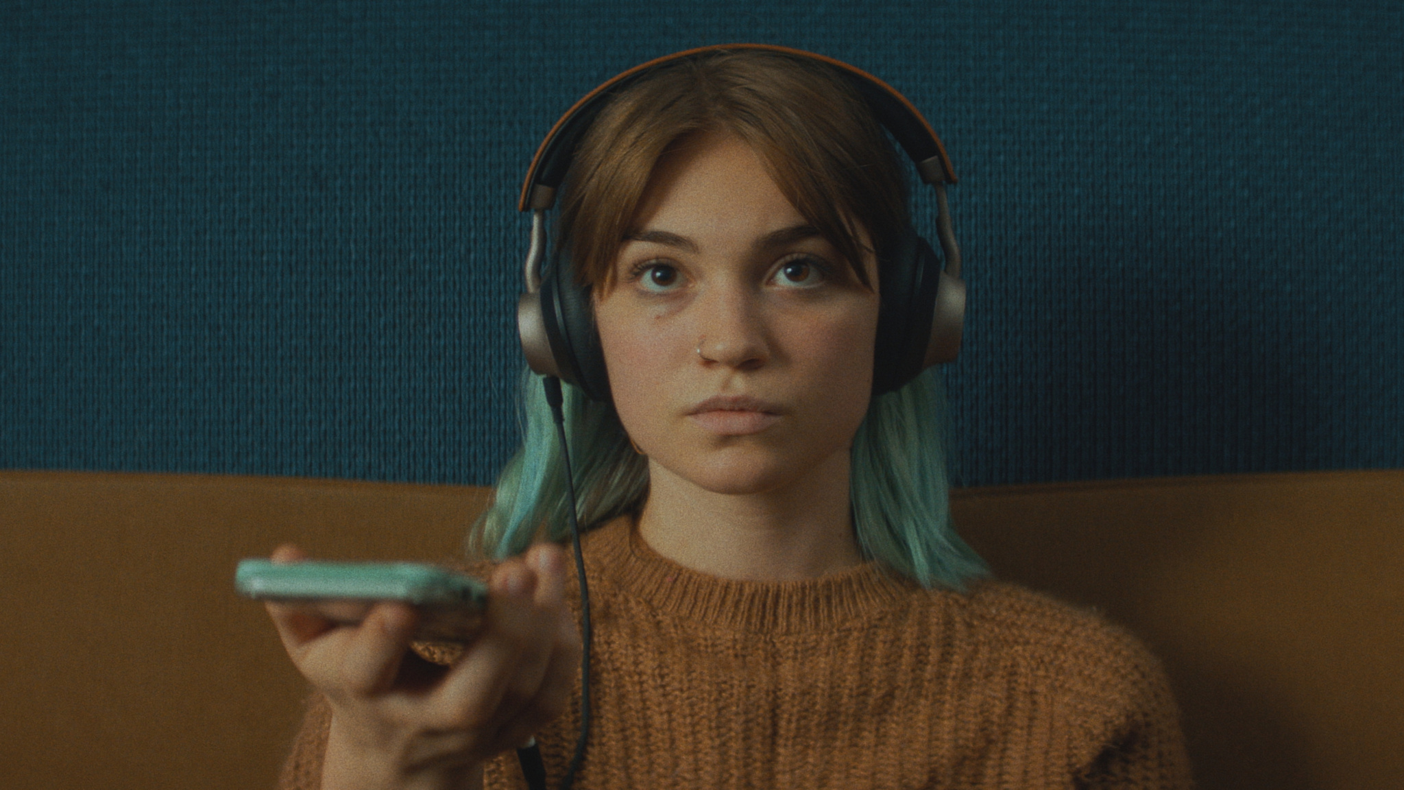 Tribeca Review 'Poser' Immerses Us In An Indie Music Scene in