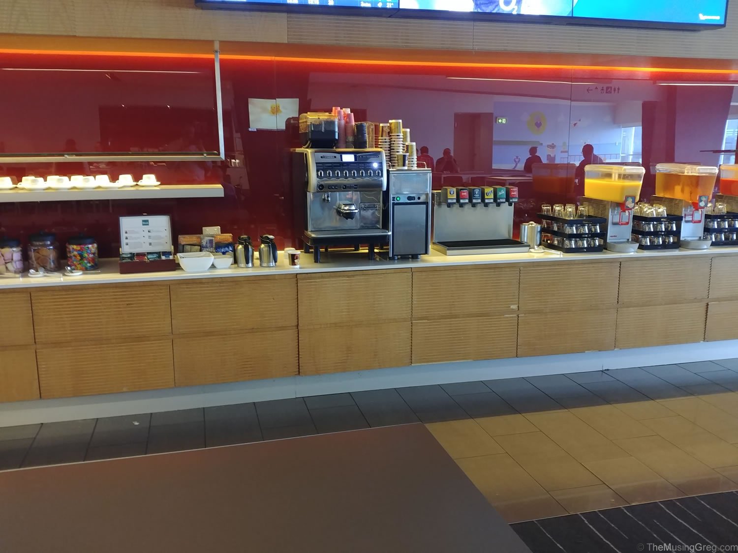 Qantas Club Review Adelaide Airport, 21 Nov 2018 The Musing Greg