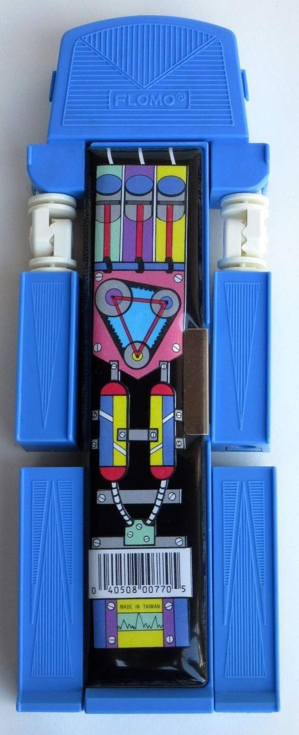 Flomo Robot Pencil Case No. KFG770 and FM25201A The Old Robots 