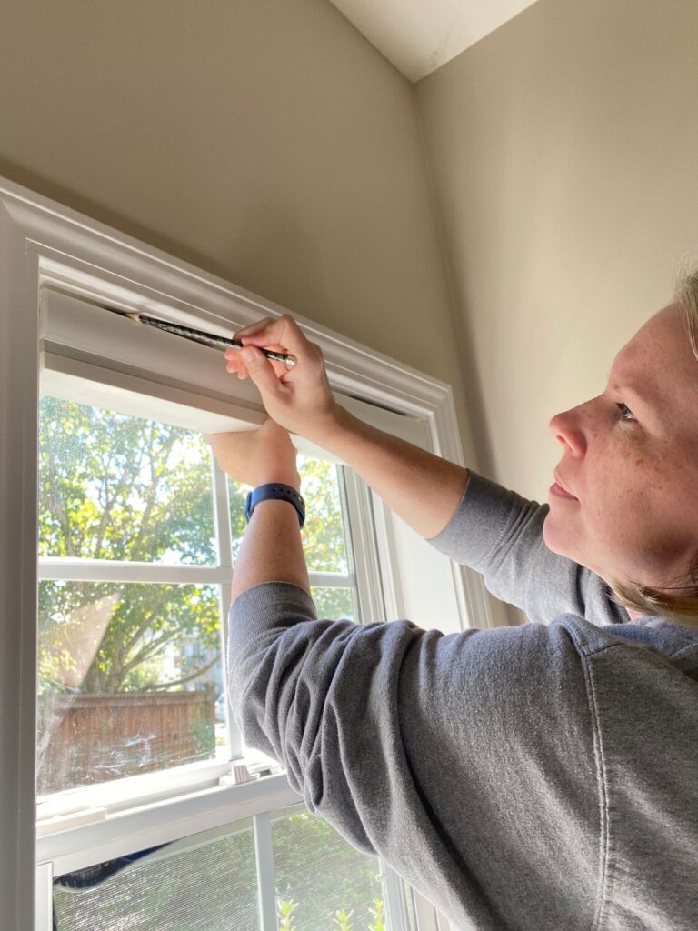 How To Hang Blinds Without Drilling No Tools Blinds