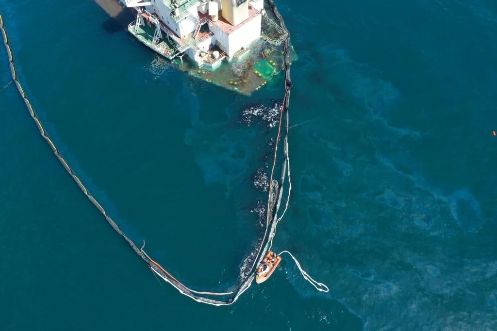 Gibraltar oil spill cleanup continues amid fears of pollution harming