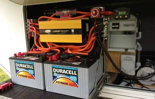 How to Charge an RV Battery From Vehicle While Driving