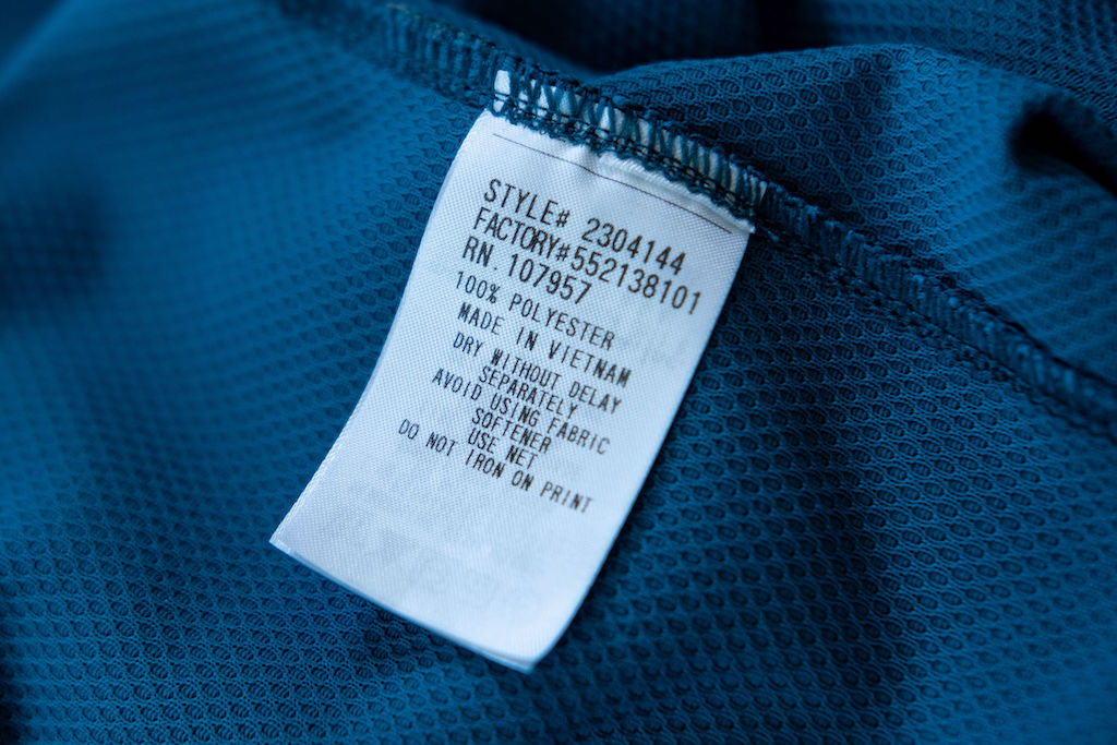 Polyester vs Cotton Which Material is Best for Traveling?