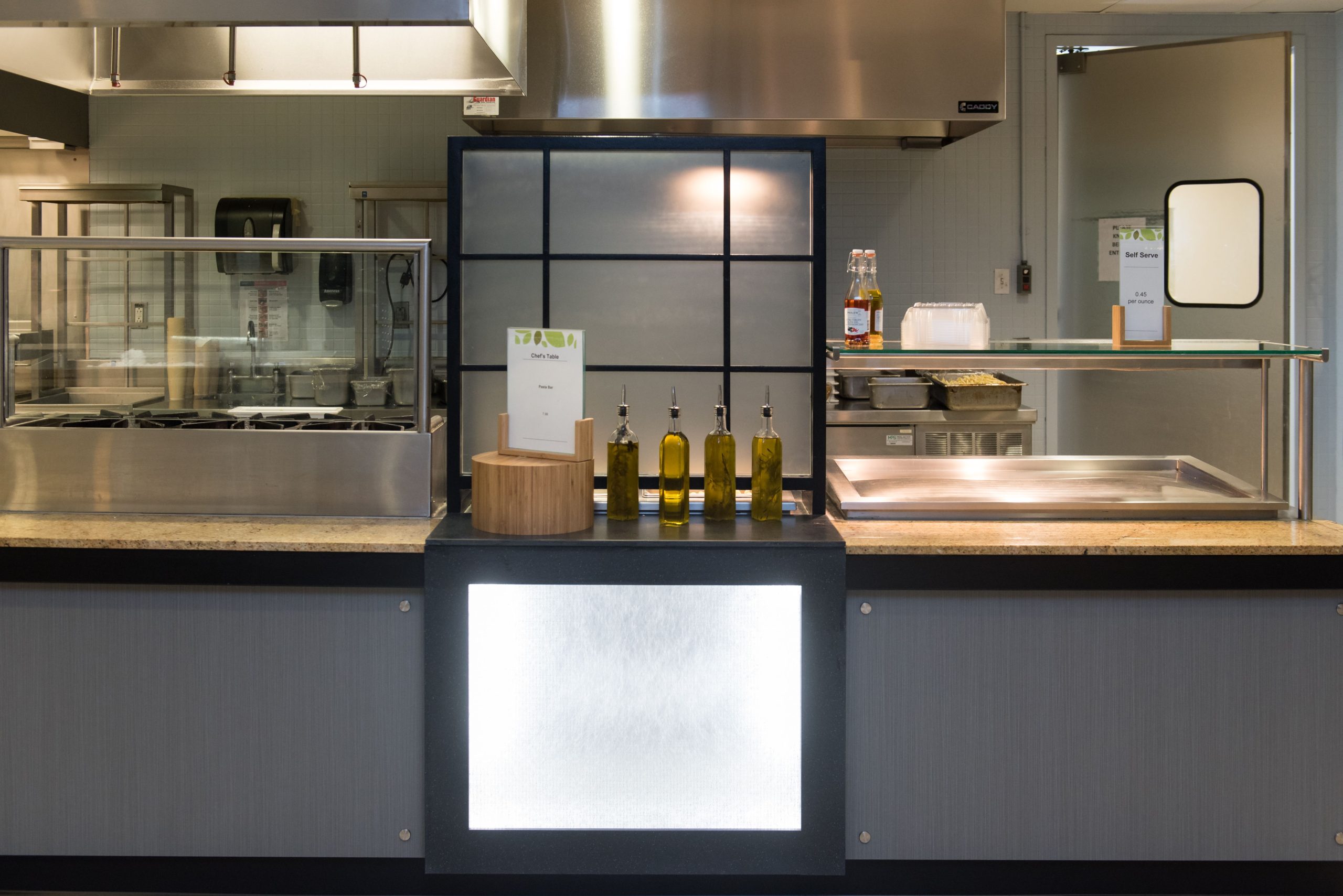 Commercial Gallery The Painting & Wallcovering Co.