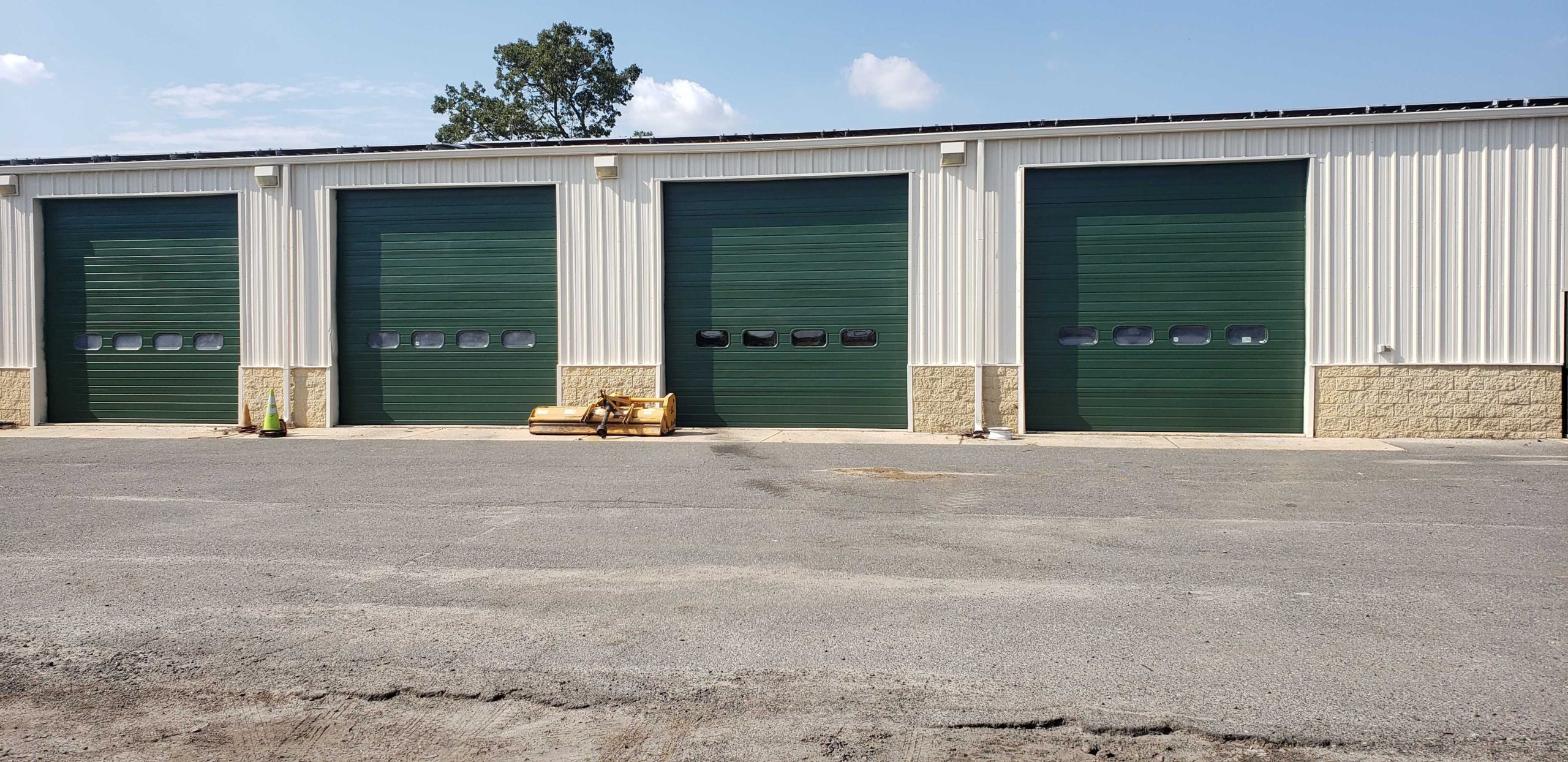 Commercial Gallery The Painting & Wallcovering Co.