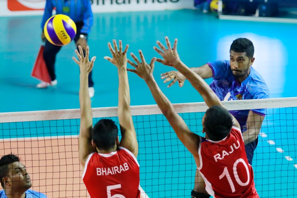 Sri Lanka work hard to beat Nepal