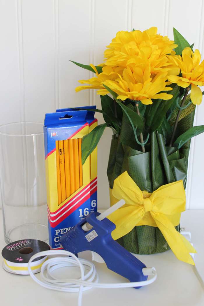 How to Make a DIY Pencil Vase Tutorial