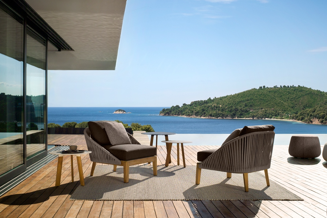 Top Rated Premium Quality Indoor & Outdoor Furniture Store