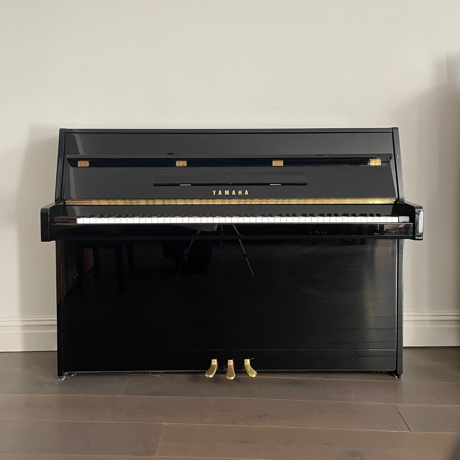 Yamaha B1 Upright Piano, Black Gloss The Piano Shop Bath