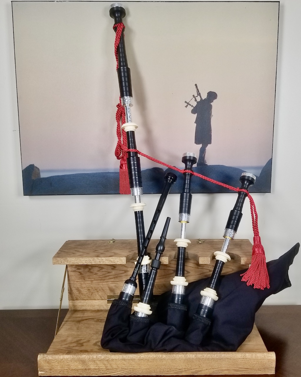 New McCallum AP4 Acetyl Bagpipes Celtic Engravedbisnmcap4c