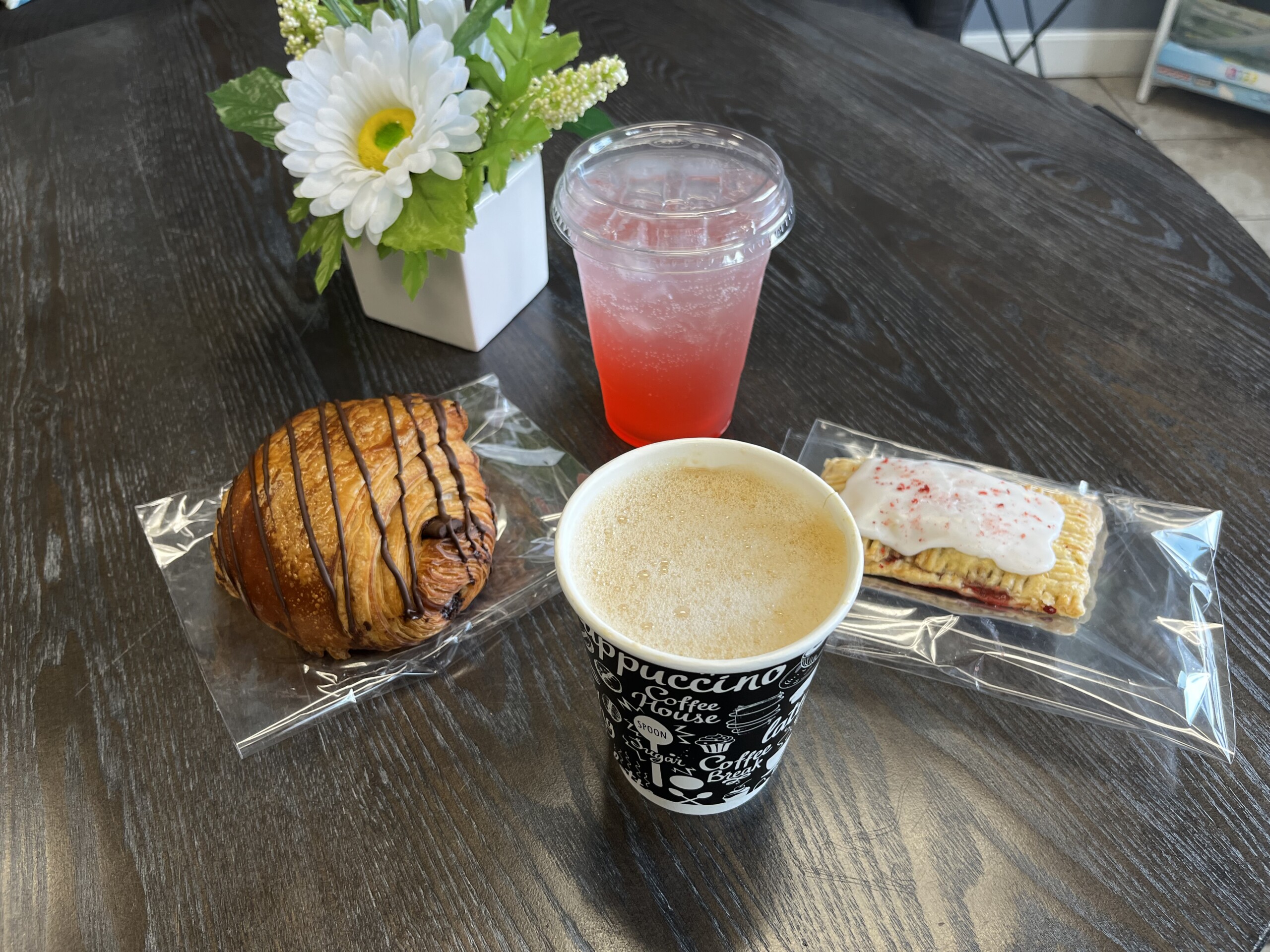 Dish & Drink KC Northland gems at Meeting Grounds & Tree Hugger Kitchen