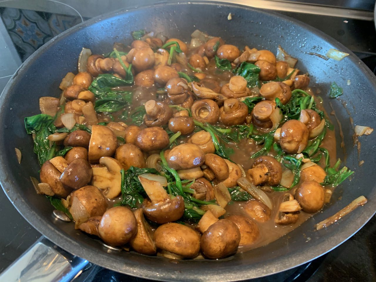 Mushroom and spinach puff pastry tart The Plant based dad