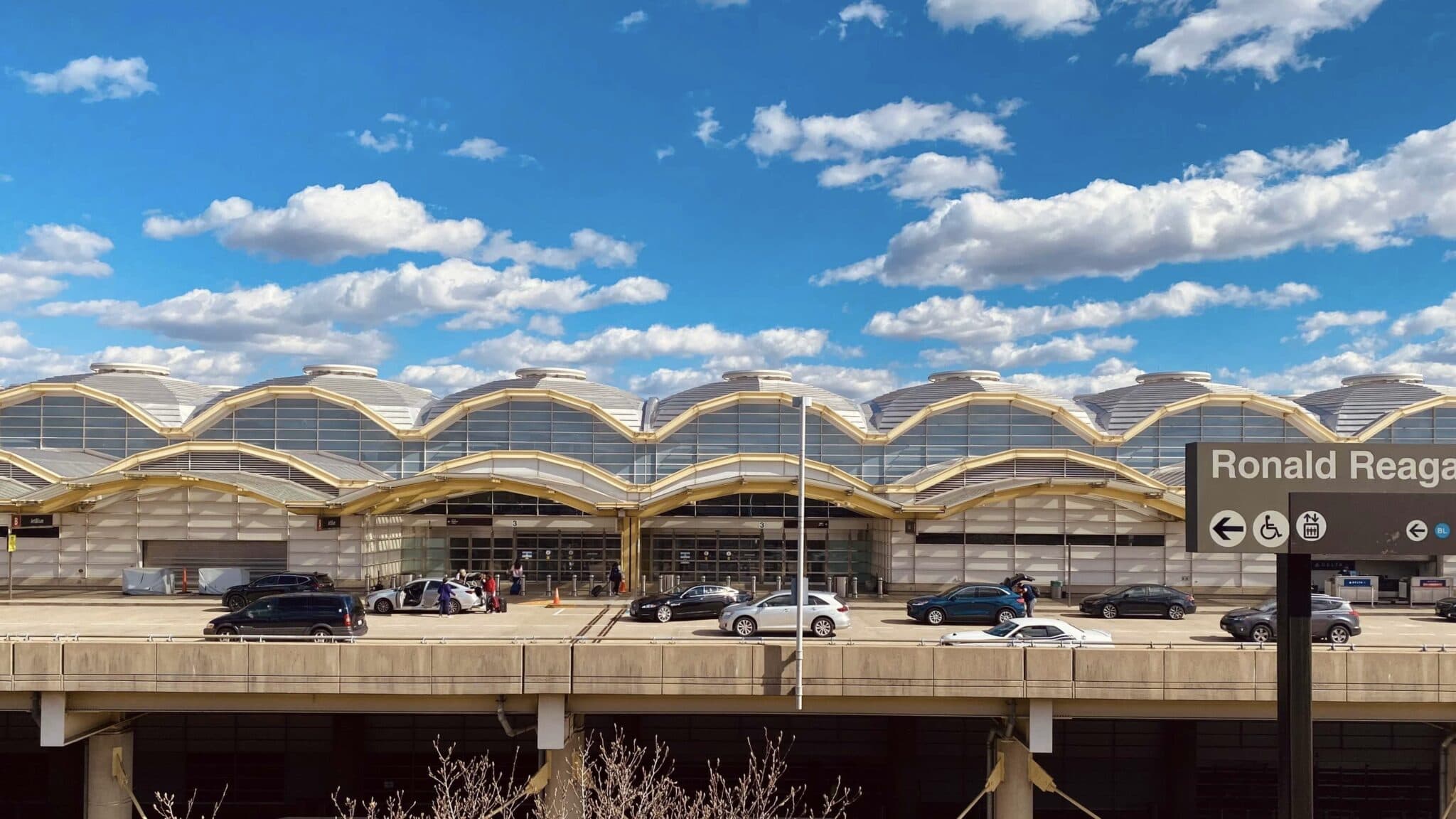 Ronald Reagan Washington National Airport [DCA] Ultimate Guide