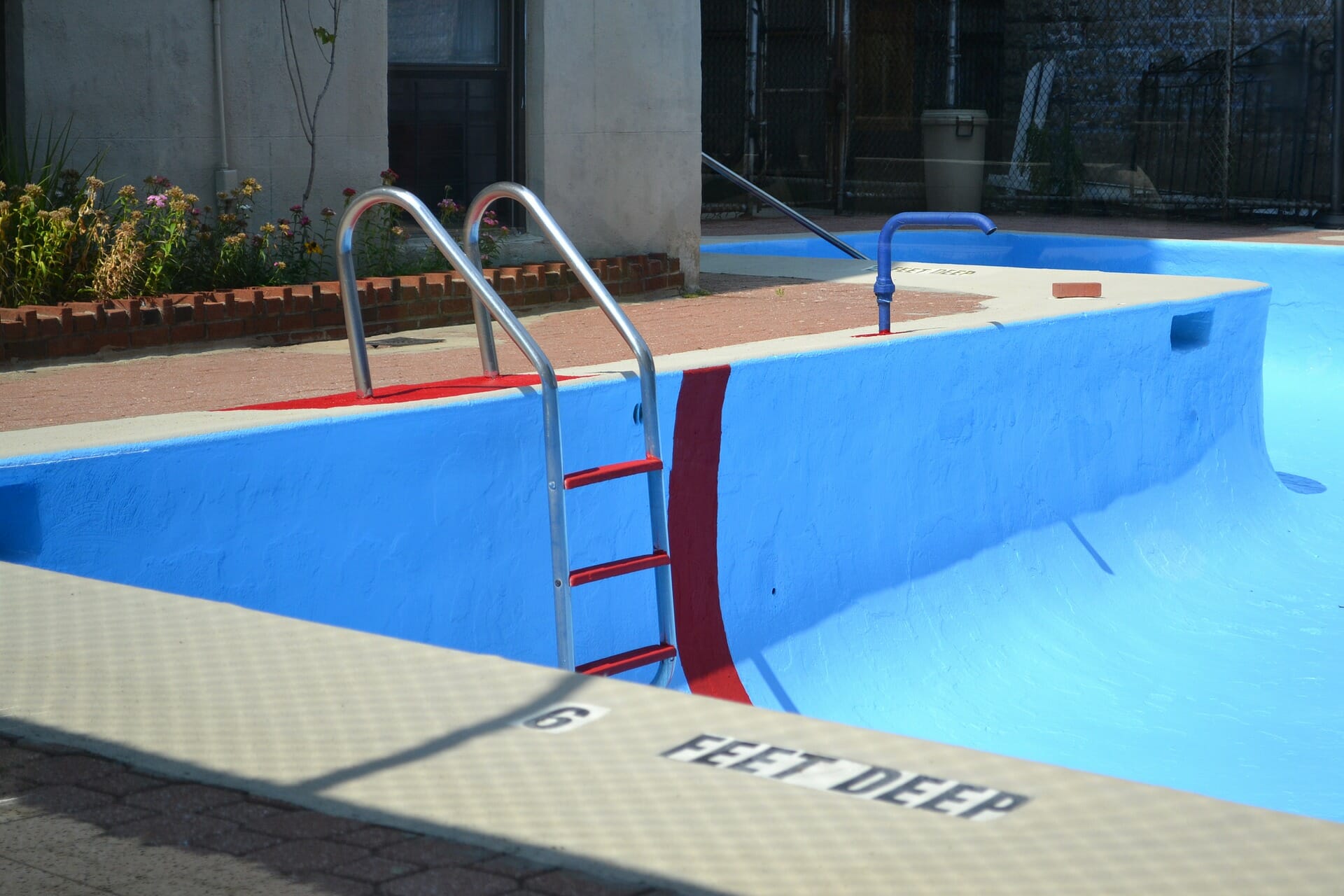 When to Drain a Swimming Pool | Why Not to Drain a Pool