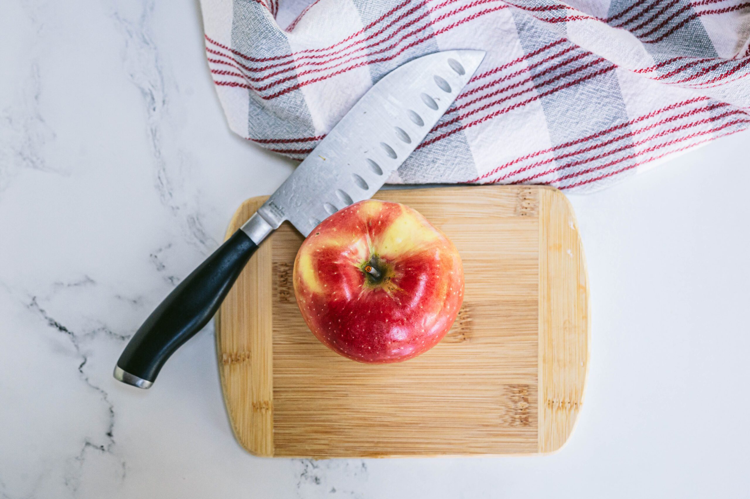 SweeTango® Apple Sour Cocktail The Produce Moms