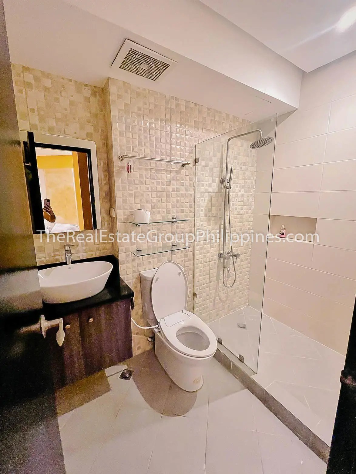3BR Condo For Rent, Almond Tower, Two Serendra, BGC