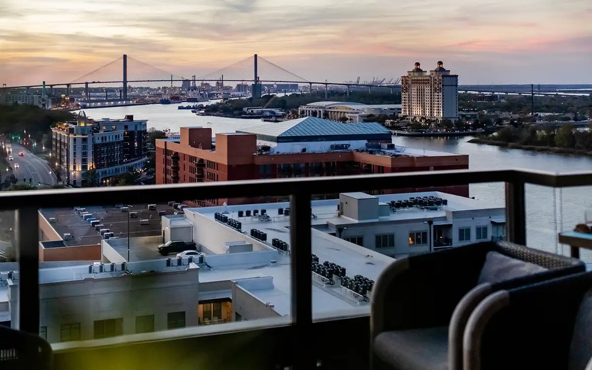 12 Best Rooftop Bars in Savannah [2024 UPDATE]