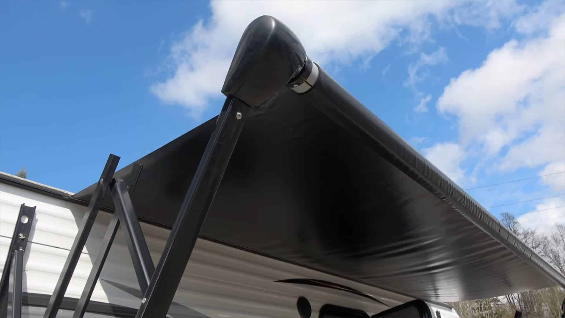 When is it Too Windy for Your RV Awning?