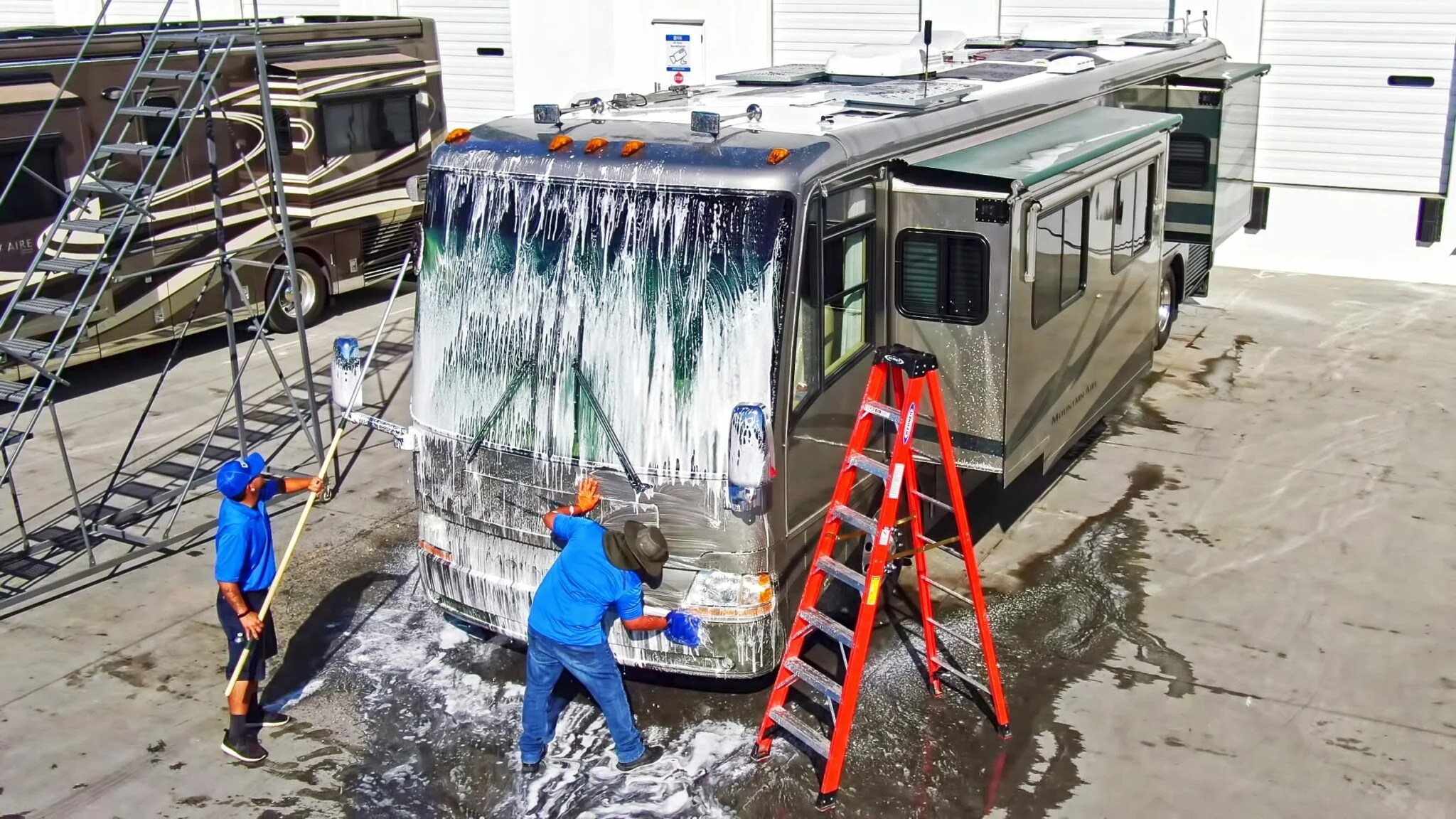 I’ve Got a Dirty RV! How Do I Find an RV Wash Near Me?