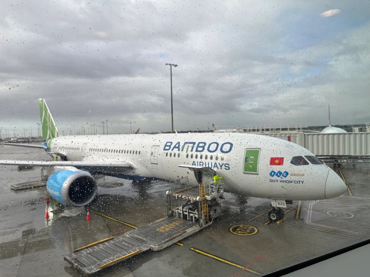 Flight Review QH89 MELSGN on Bamboo Airways Business Class The Seat