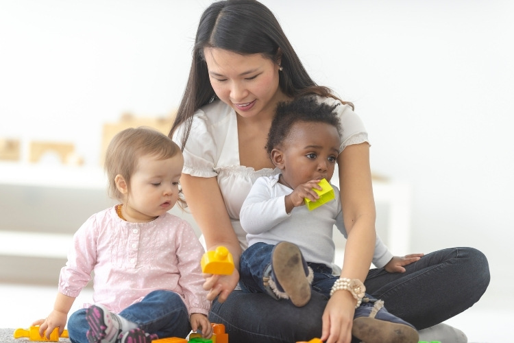 26 Best Flight Attendant Side Jobs to Make Extra Cash